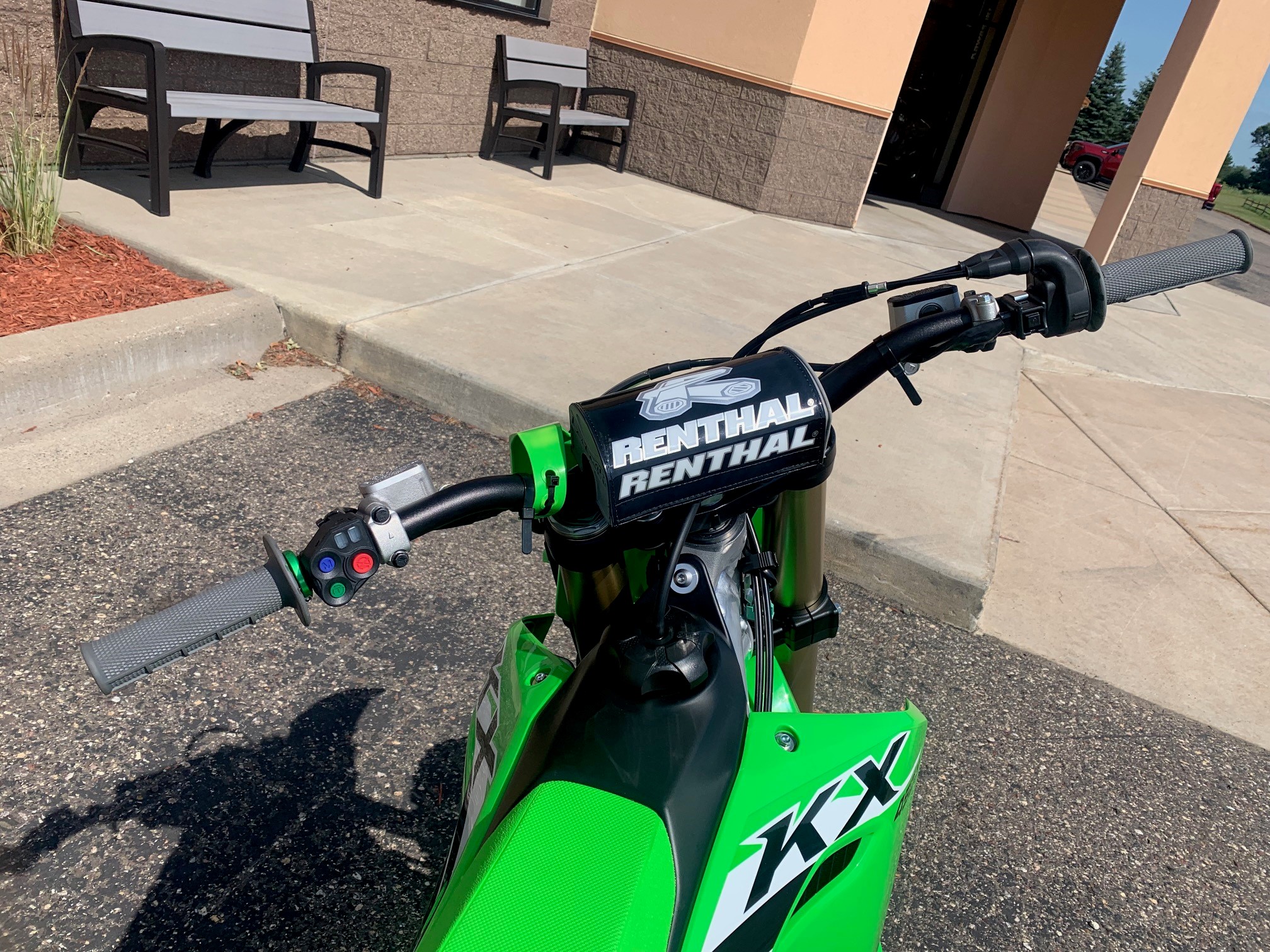 2025 Kawasaki KX 450X - Photo 5